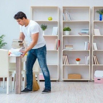 How to Declutter Your Bookshelf