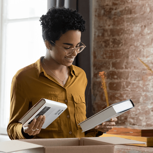 Why Selling Your Unwanted Books is the Perfect Side Hustle