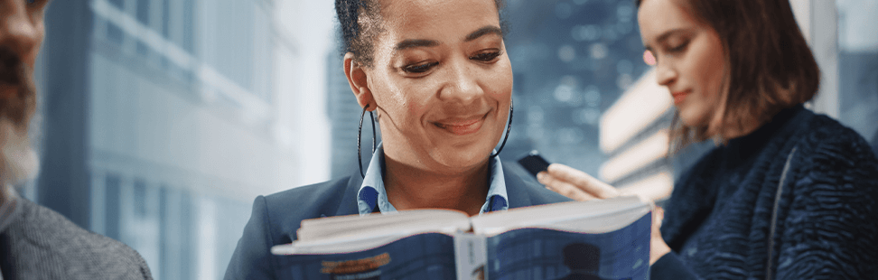 blogimages-financebook-header b.png